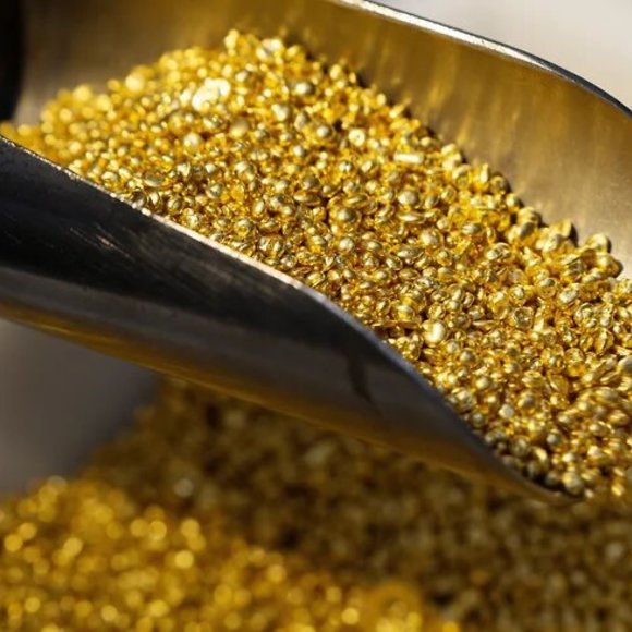 «Весна» на баймакской улице