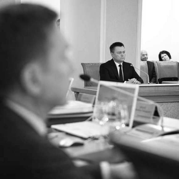 Одобрены единогласно: Игорь Краснов и Александр Гуцан назначены на главные посты в системе права